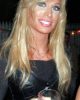Lynda – Barmaid trans