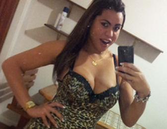 Travestie a grosse poitrine sur Villeurbanne