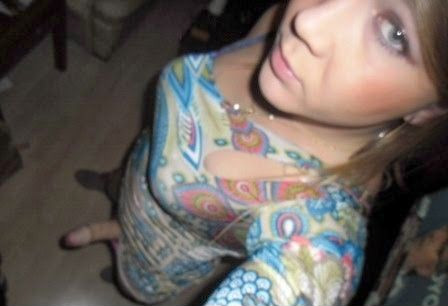 Caen (14) : Me toucher devant un homme
