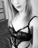 Mature transex maniaque de lingerie fine
