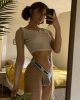 Trans 23 ans au gros bulge dans la culotte