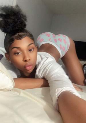 Transexuelle black et son popotin sur Bagneux
