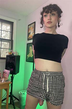 Trannie à la bite qui dépasse sur Draguignan – Var